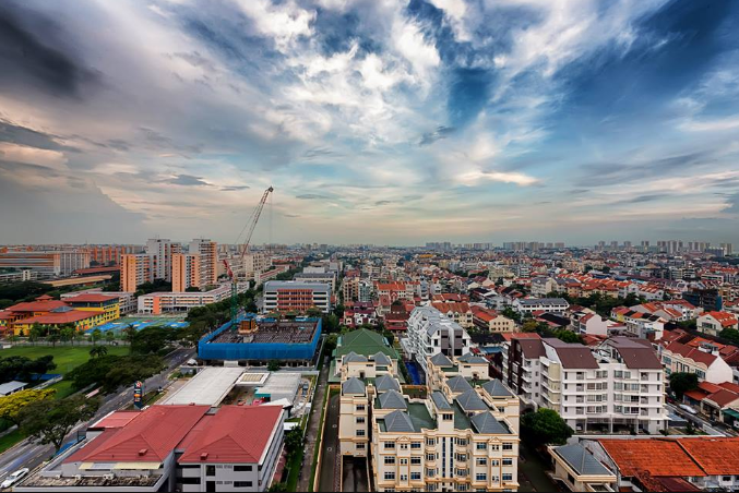 S’pore Woman Reunites Lost 8-Year-Old with Parents at Paya Lebar