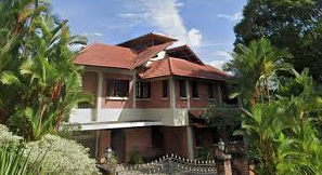 “Youngest Child of UOB CEO Buys S$39.5 Million Good Class Bungalow: Bloomberg  “