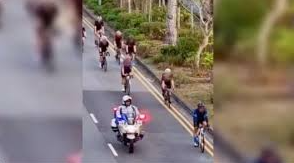 “Singaporean Recommends Raising Fine for Cyclists Violating Road Rules to S$1,000  “