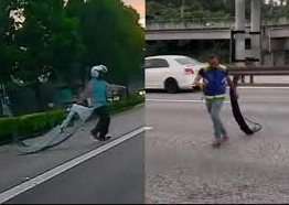 Heroic or Risky? Motorcyclist Clears Debris on Expressway to Prevent Accidents