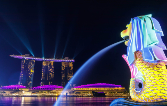 Survey Finds 37% of Singaporeans Believe $9,000 is a Minimum Monthly Salary for Livability